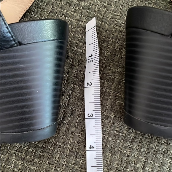 Geox Black Leather Women's Sandals (sz 39) - Picture 4 of 11